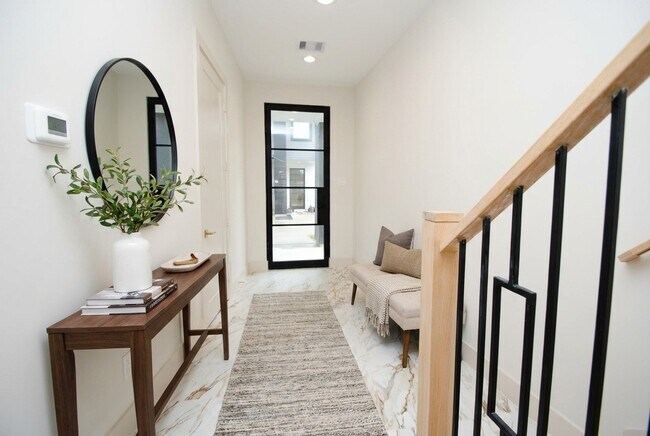 Building Photo - 6312 Illinois St