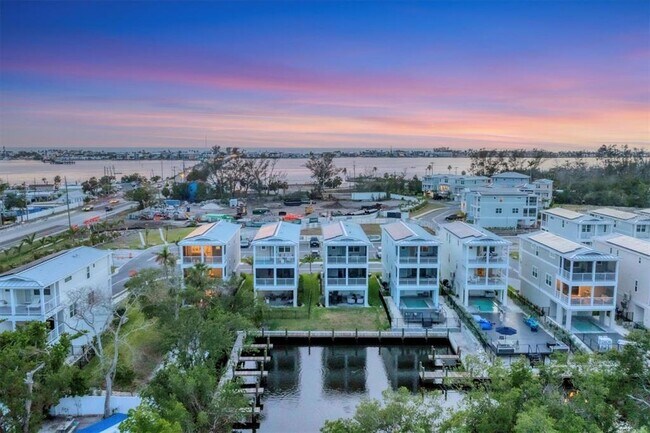 Building Photo - 4357 Marina Vw Wy
