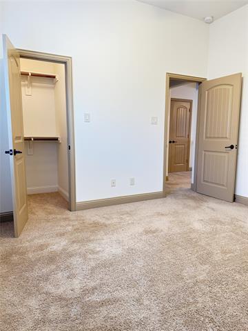 Building Photo - 4616 Vista Grande Dr