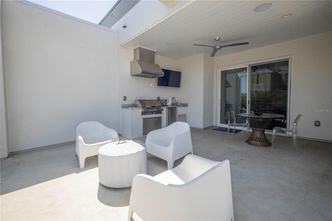 Building Photo - 536 4th Ave S