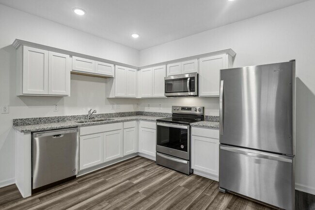 Building Photo - 3020 Fulong Dr