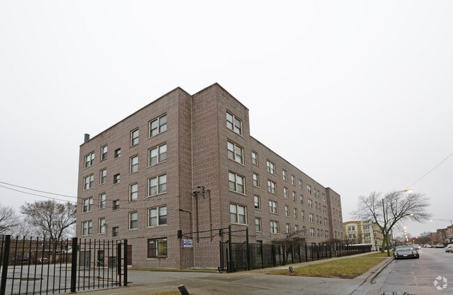 Building Photo - 7601 S South Shore Dr