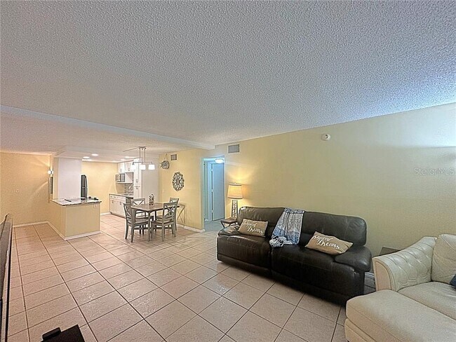 Building Photo - 4500 E Bay Dr