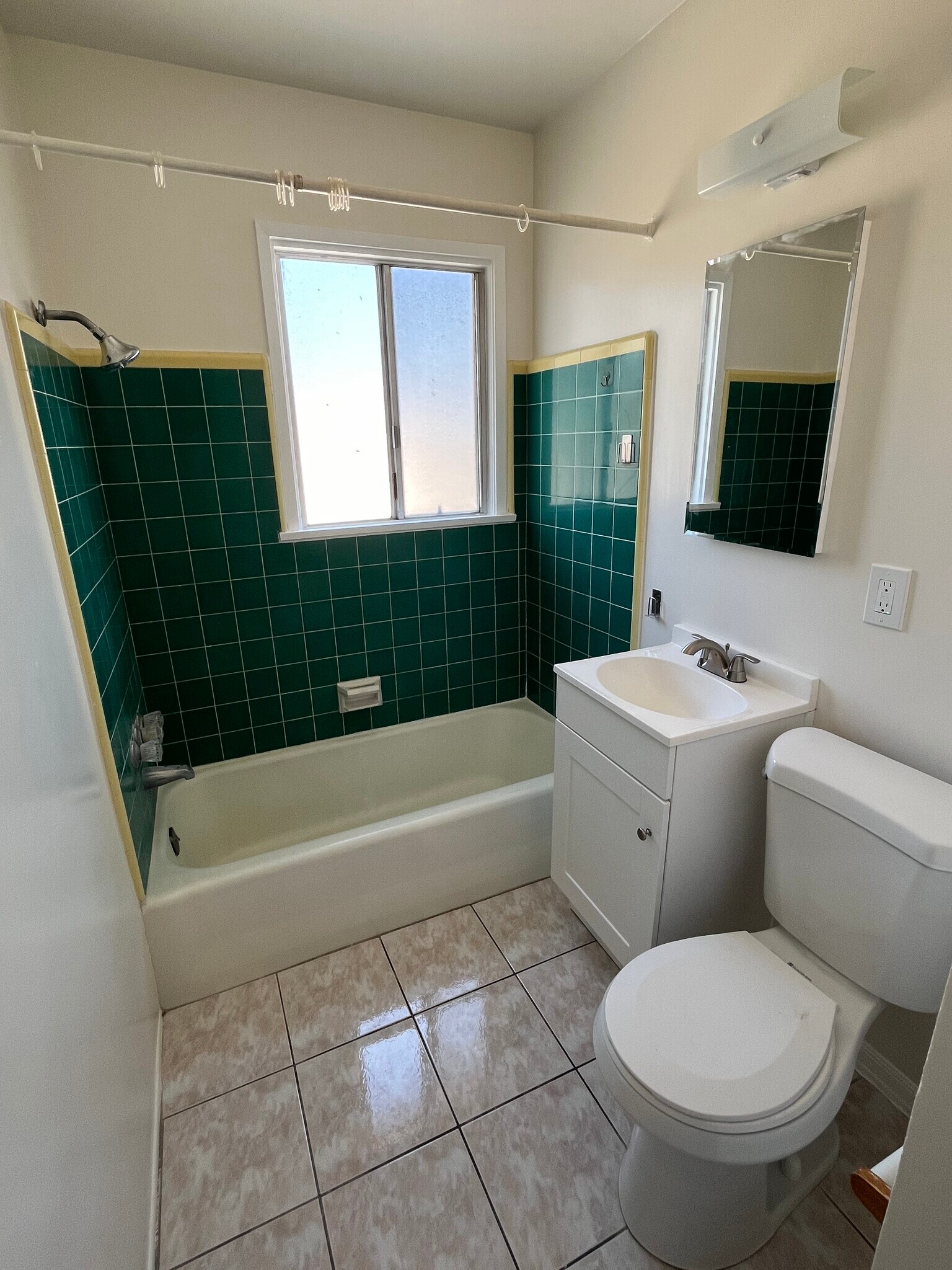 Building Photo - 1317 Dorner Dr