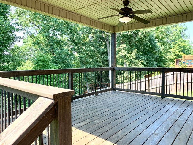 Building Photo - 1053 Quiver Ln