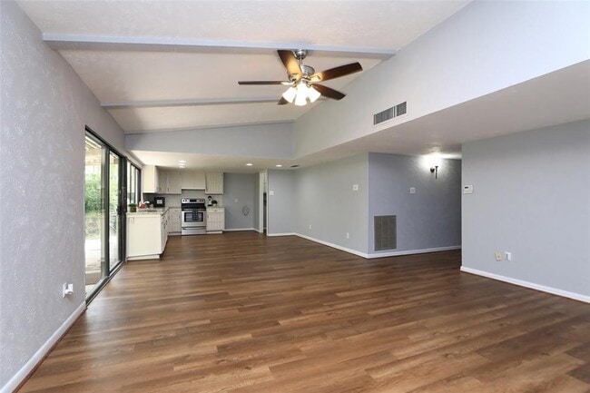 Building Photo - 3903 Coltwood Dr