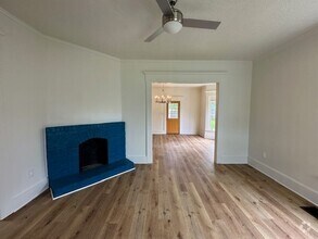 Building Photo - Discover the perfect blend of comfort, con...