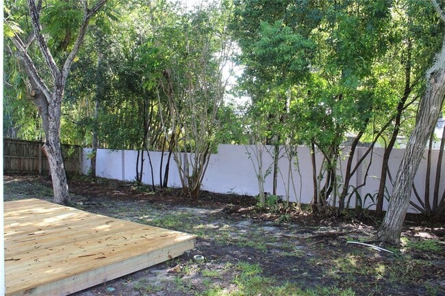 Building Photo - 11737 Carrollwood Cove Dr