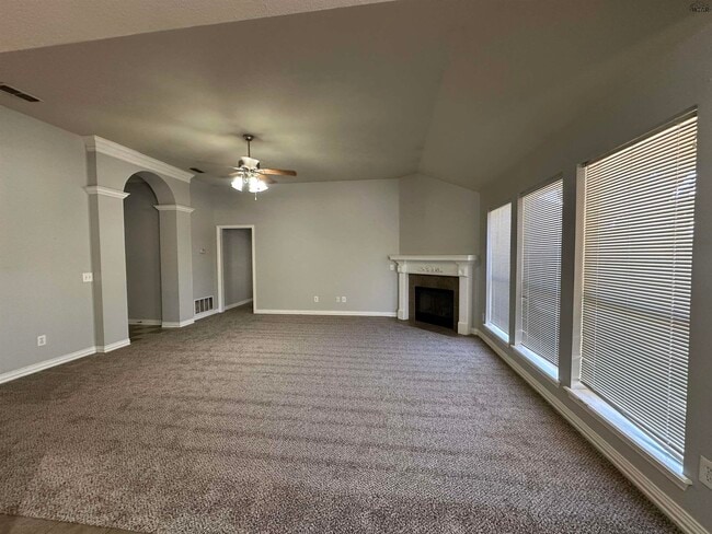 Building Photo - 5214 Sunnybrook Ln