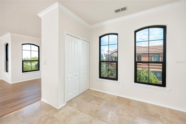 Building Photo - 2733 Via Cipriani