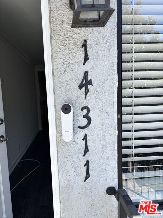 Building Photo - 14311 Magnolia Blvd