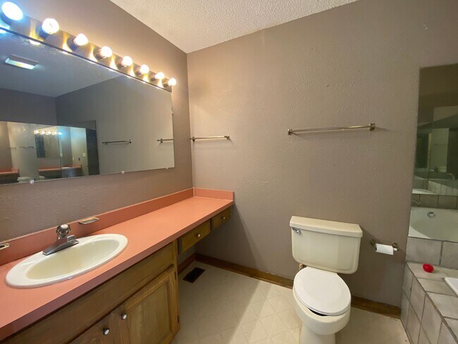 Building Photo - 143 PR 1509