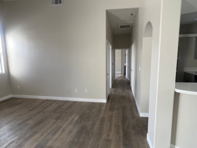Building Photo - 4623 Willis Ave