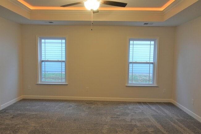 Building Photo - 755 Spartan Commodor Ln