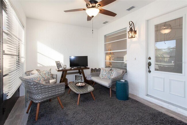 Building Photo - 3297 Gorse Ct