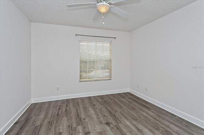 Building Photo - 2120 Turkey Oak Ct