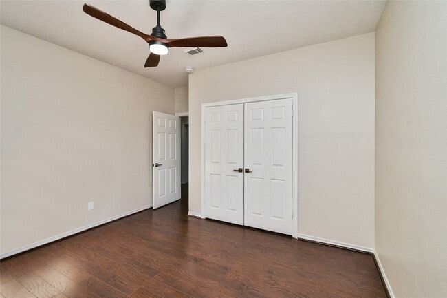 Building Photo - 1506 Forest Home Dr