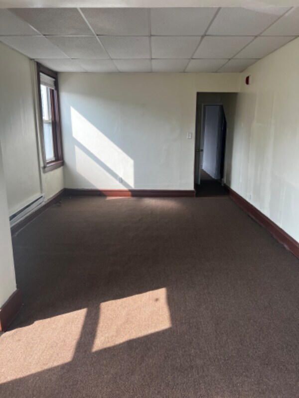 Building Photo - 2022 S 68th St