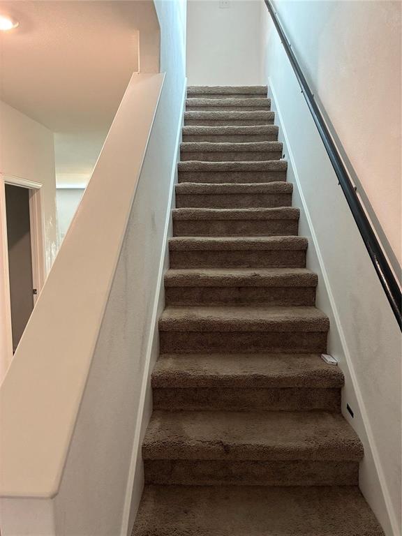 Building Photo - 4126 Trail de Paris
