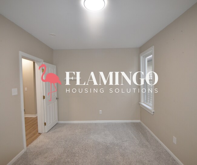 Building Photo - 33 E Babbit St