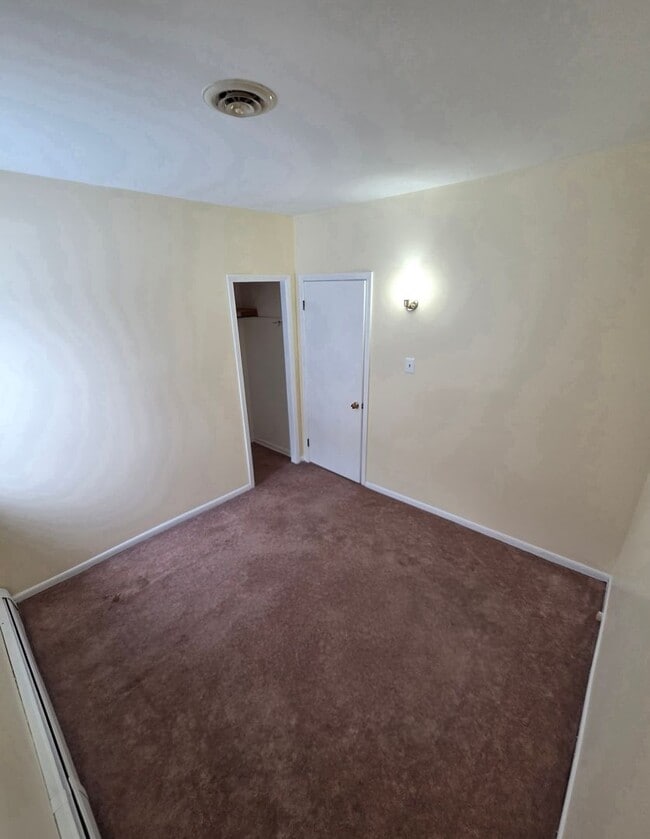 Building Photo - 1122-1124 Seventh Ave