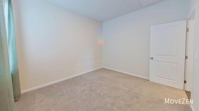 Building Photo - 1131 Staghorn Ave