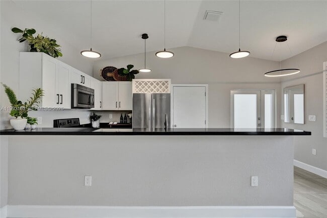 Building Photo - 62 NE 26th St