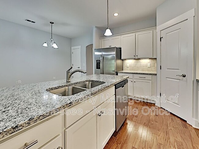 Building Photo - 4050 Gracious Dr