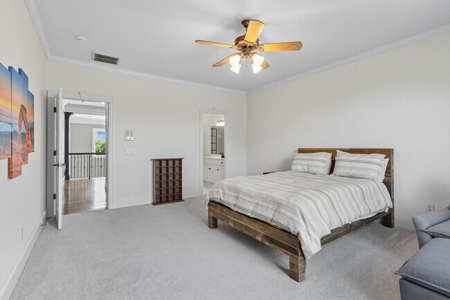 Building Photo - Princeton Hills Fully Furnished