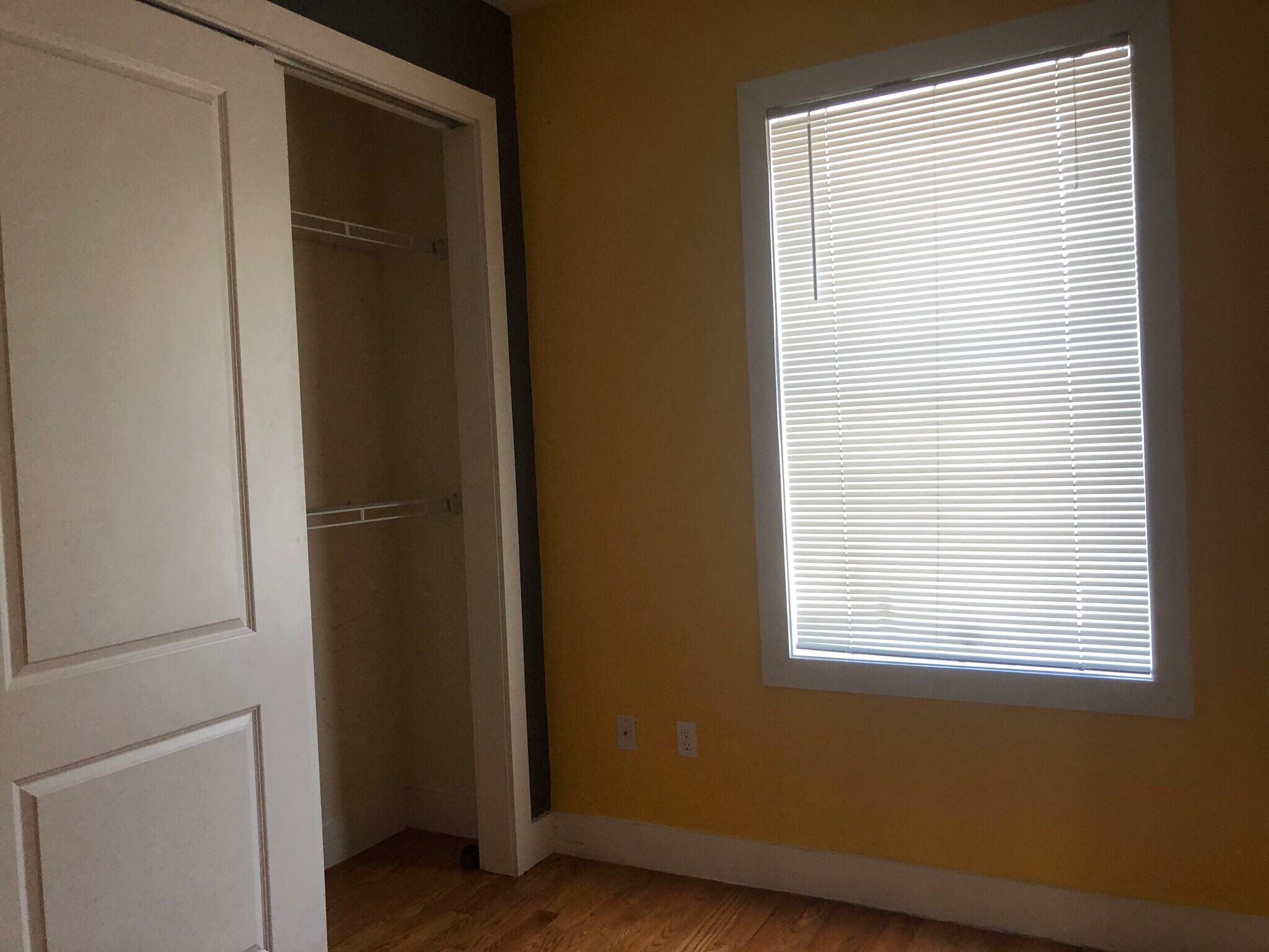 Building Photo - 646 Montgomery St