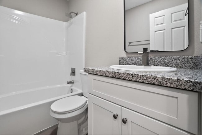 Building Photo - 7036 Tunica St