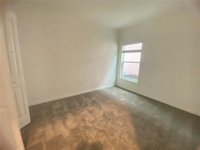 Building Photo - 3938 Willow Brk Dr