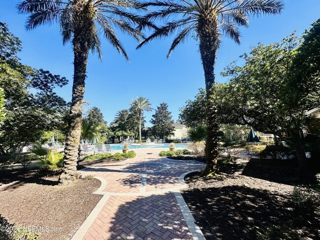 Building Photo - 10075 Gate Pkwy N