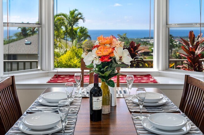 Building Photo - Stunning Ocean View Home in Malulani Gardens