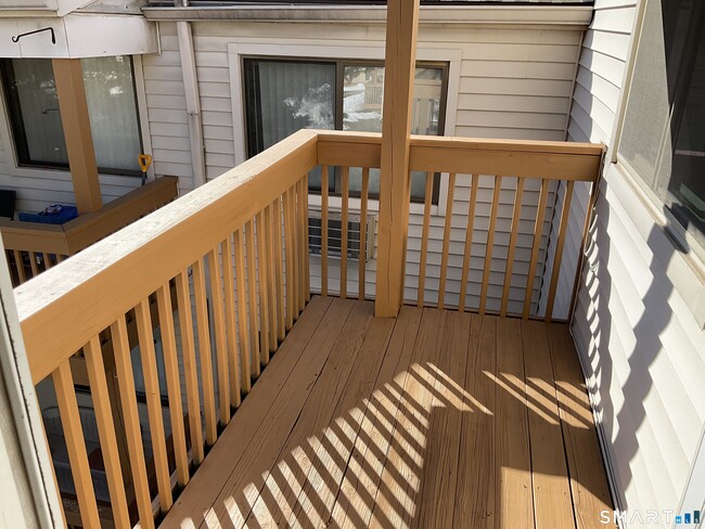 Building Photo - 157 Woodland Dr