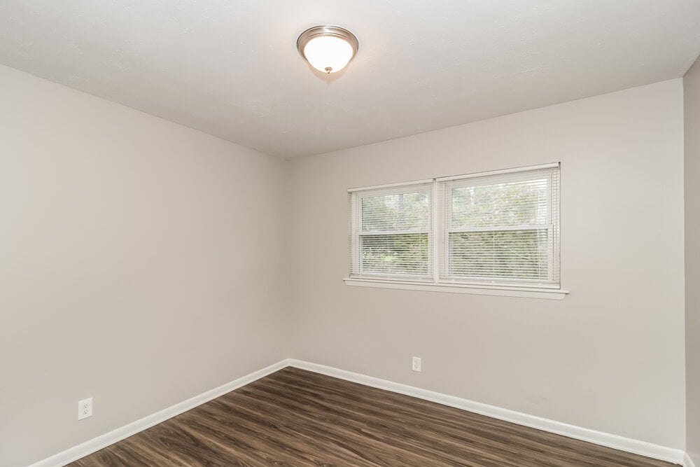 Building Photo - 4676 Pueblo Dr SW