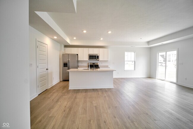 Building Photo - 8707 Maroska St