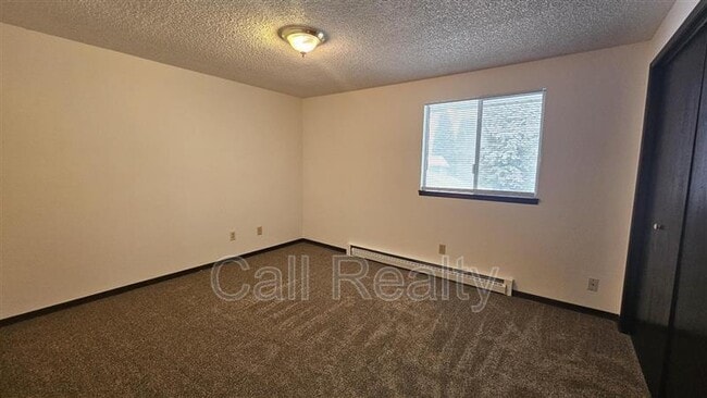 Building Photo - 719 S Century Ct