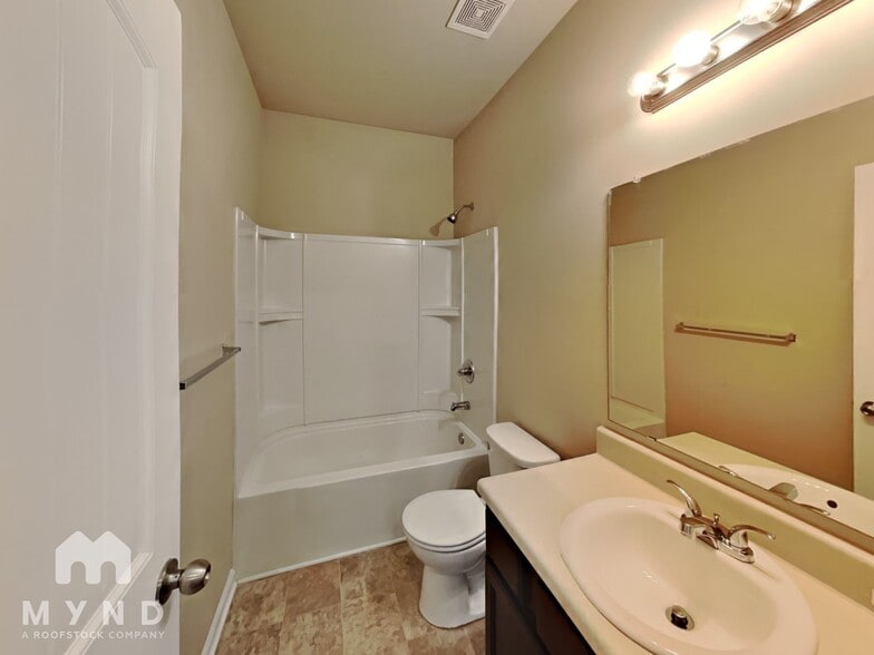 Building Photo - 116 Laurelcrest Ln