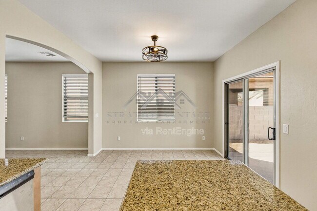 Building Photo - 44212 W Cydnee Dr