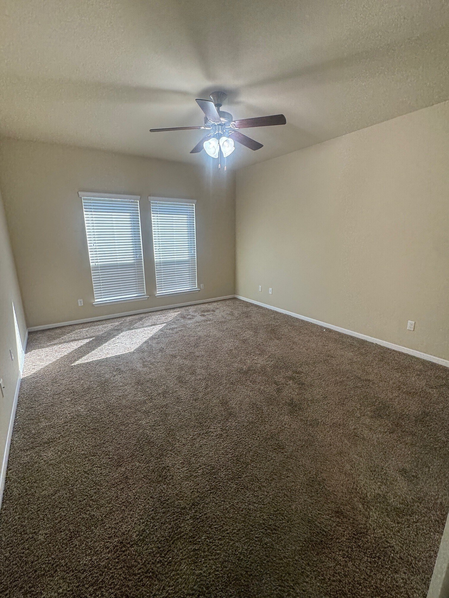 Building Photo - 1107 Rhodactis Dr