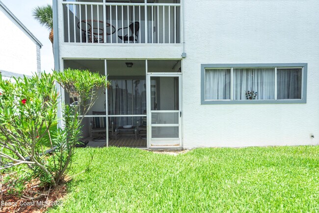 Building Photo - 225 Ocean Park Ln