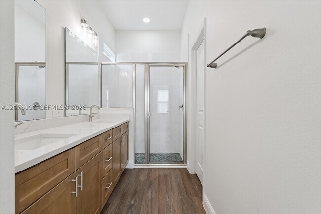 Building Photo - 1296 Moselle Ave