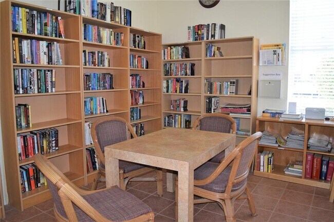 Building Photo - 8390 Wingate Dr