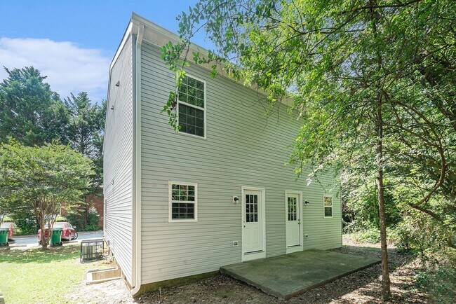 Building Photo - Newly Built 3BR/2.5BA Townhome in Lithonia!
