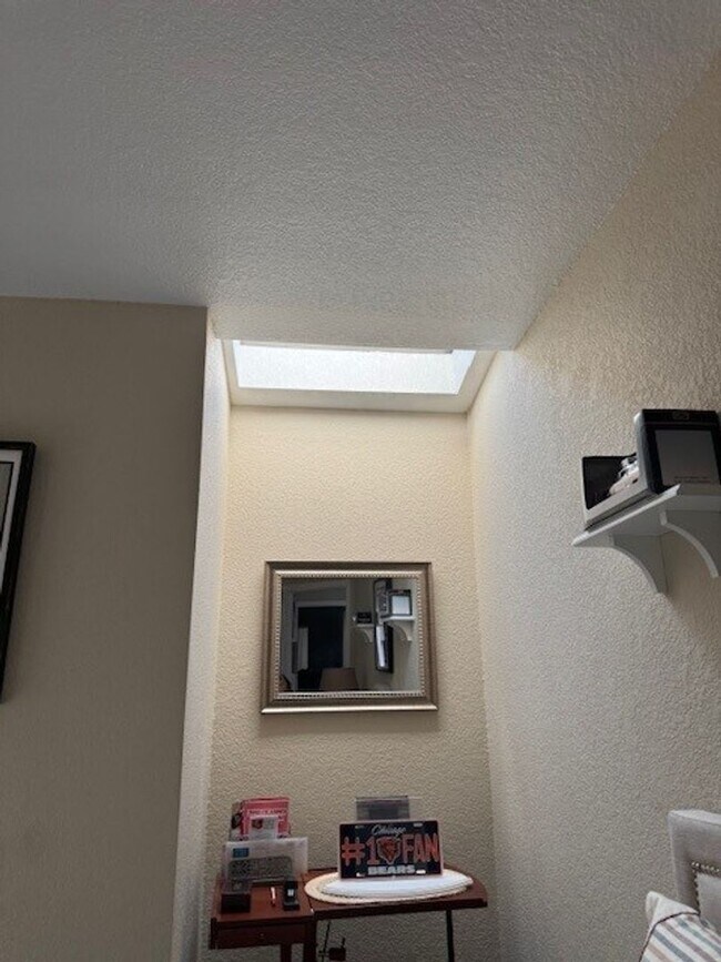 Building Photo - 3BR 3BA Townhome-Best view of the River & Laughlin Casino Skyline