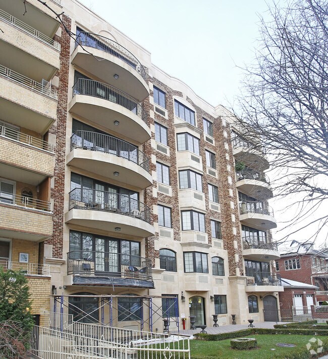 Building Photo - Akoya Luxury Rentals