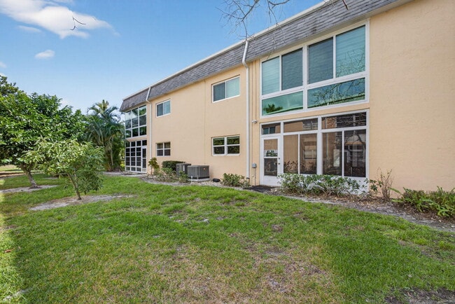 Building Photo - 2950 SE Ocean Blvd