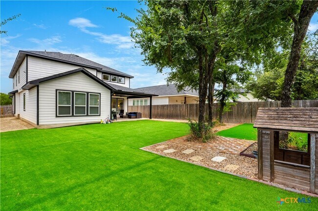 Building Photo - 112 Alpen Ct