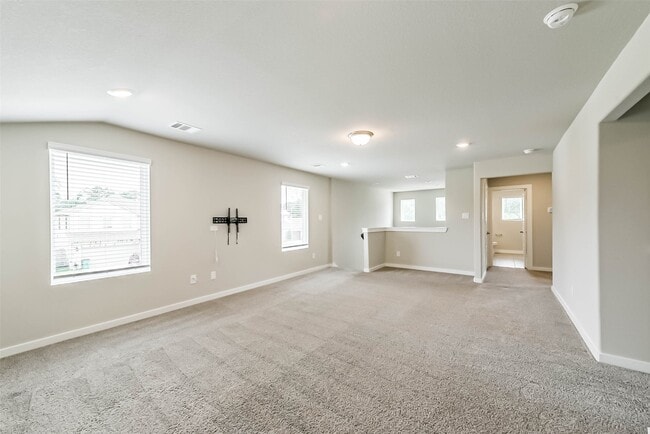 Building Photo - 18602 Etta Pnes Cir